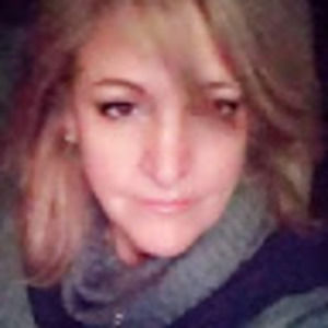 Meet your Posher, Dana